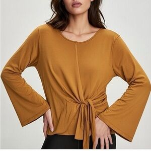 Very J Women’s Bell Tie Top - Small